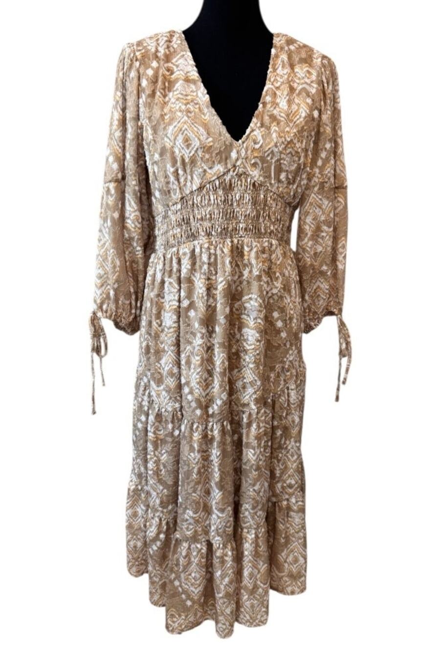 New CUPIO Bloomingdale's Tan Orla V Neck Smocked Dress Medium GORGEOUS
